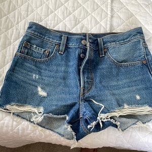 Levi’s 501 denim shorts